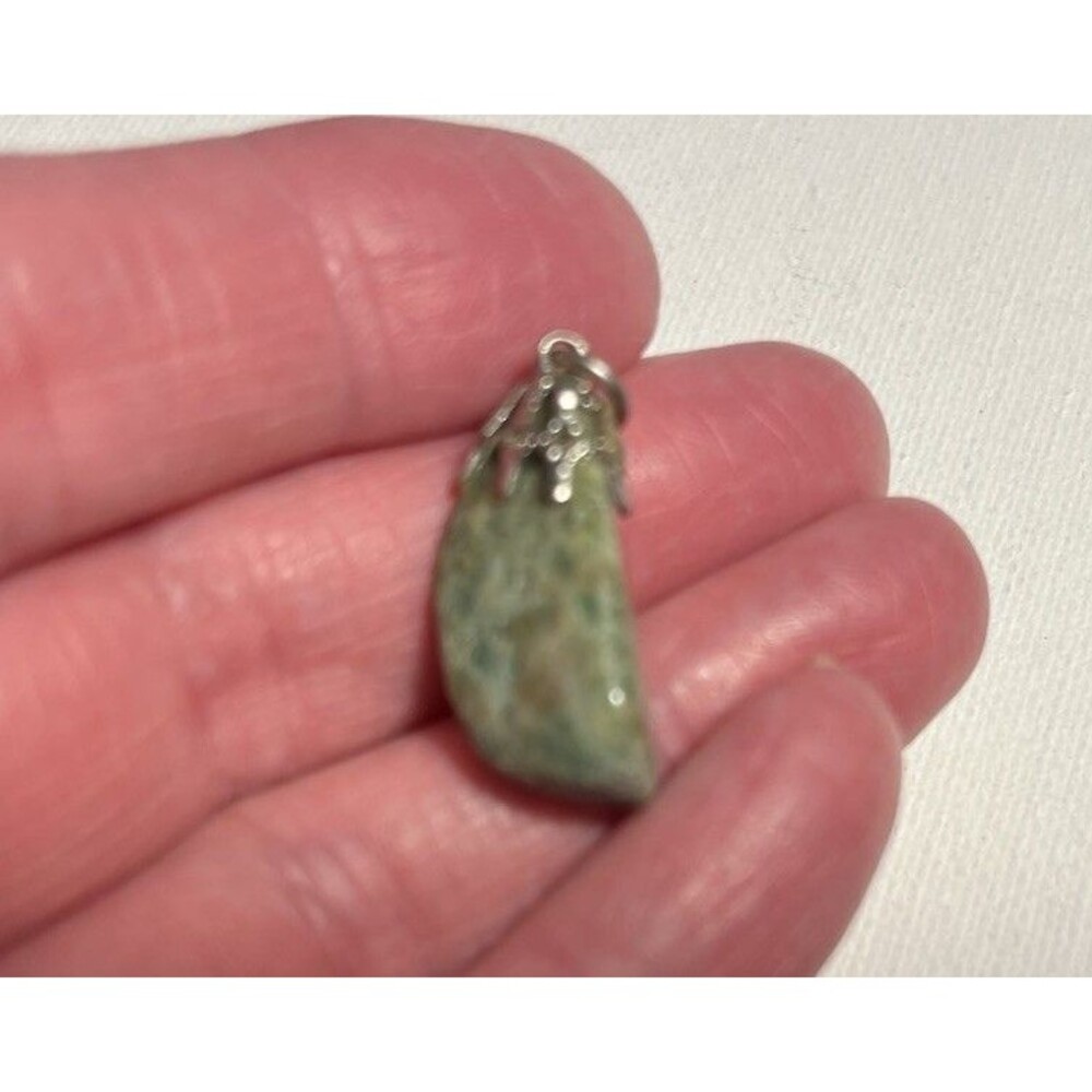 Marbled Green Crystal Stone Pendant Silver Tone .75" Long
